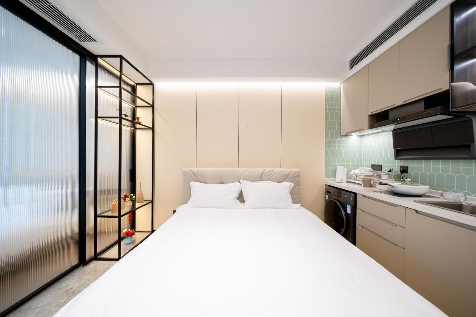 Today West Lujiazui Hotel 3*
